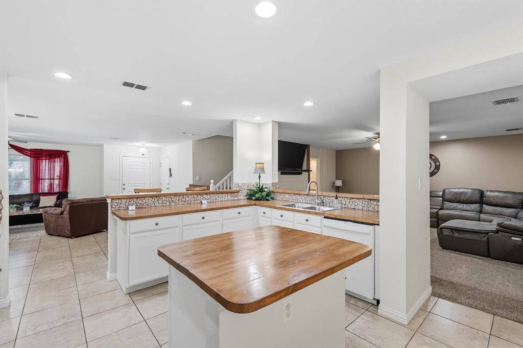 Corinth, TX 76210,2004 Cassidy Lane