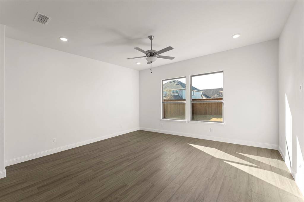 Van Alstyne, TX 75495,1442 Pecos Street