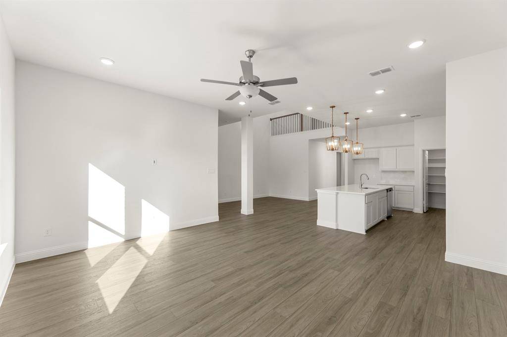 Van Alstyne, TX 75495,1442 Pecos Street