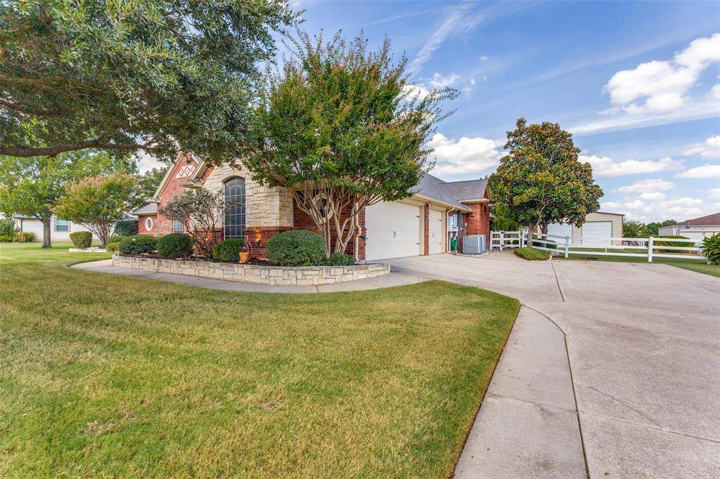 Haslet, TX 76052,2117 Clover Springs Drive