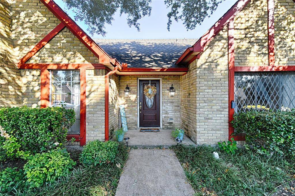 Dallas, TX 75243,9737 Burney Drive