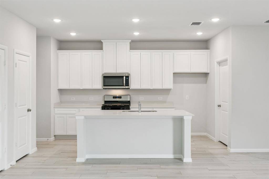 Forney, TX 75126,1816 Acosta Drive