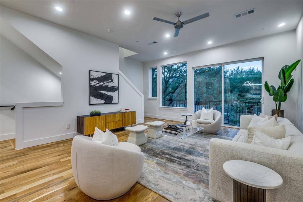 Addison, TX 75001,14911 Reserve Circle