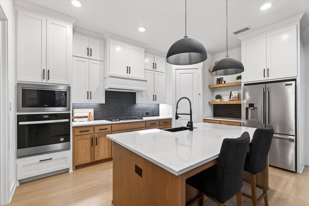 Frisco, TX 75035,15562 Fringe Tree Road