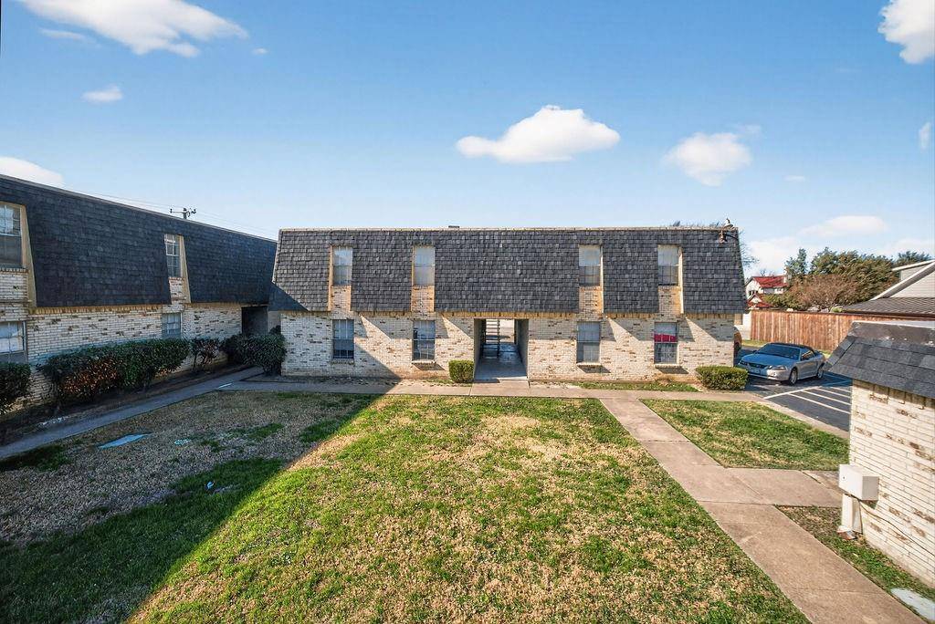 Grapevine, TX 76051,705 E Worth Street