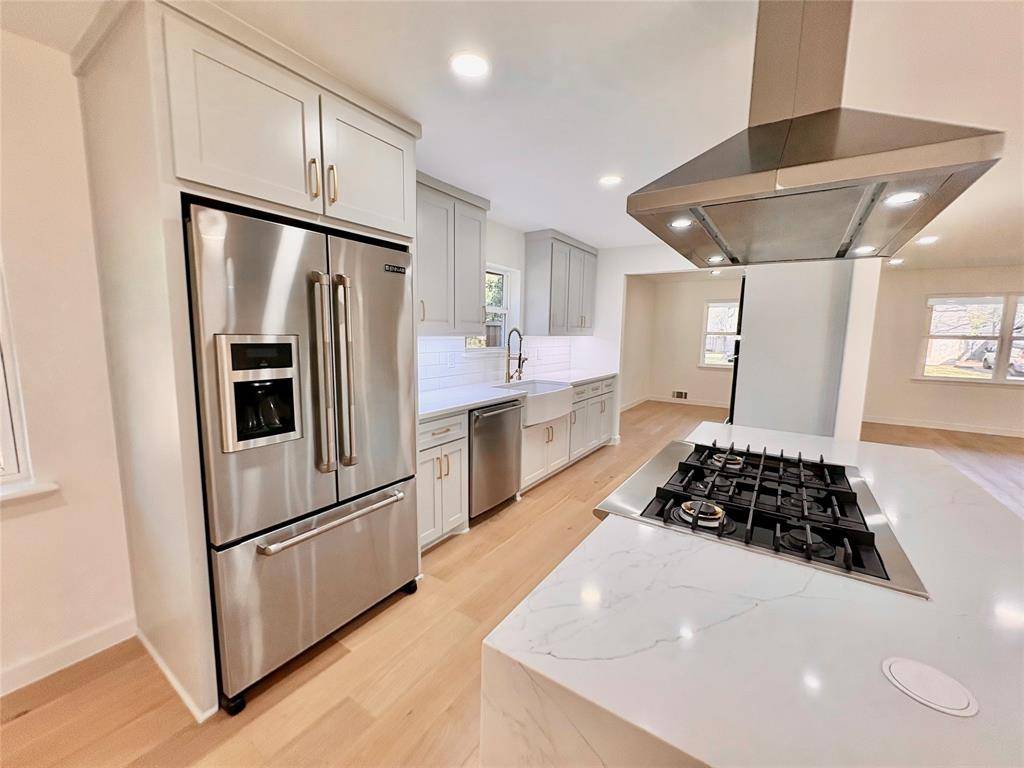 Dallas, TX 75238,9920 Greenfield Drive