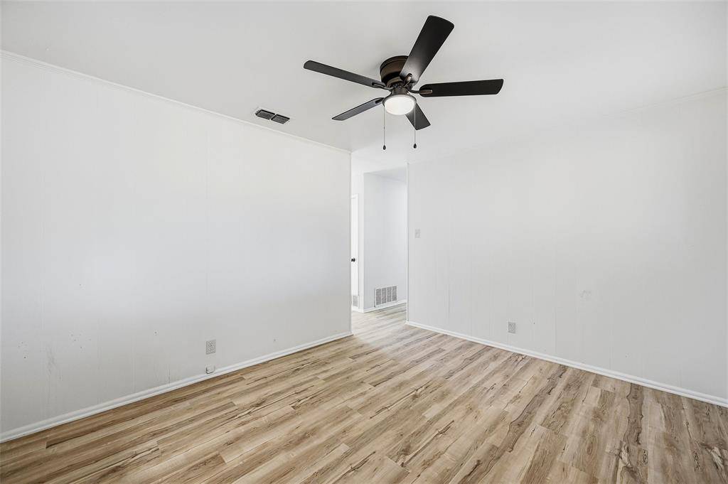 Denison, TX 75020,105 N Wood Avenue