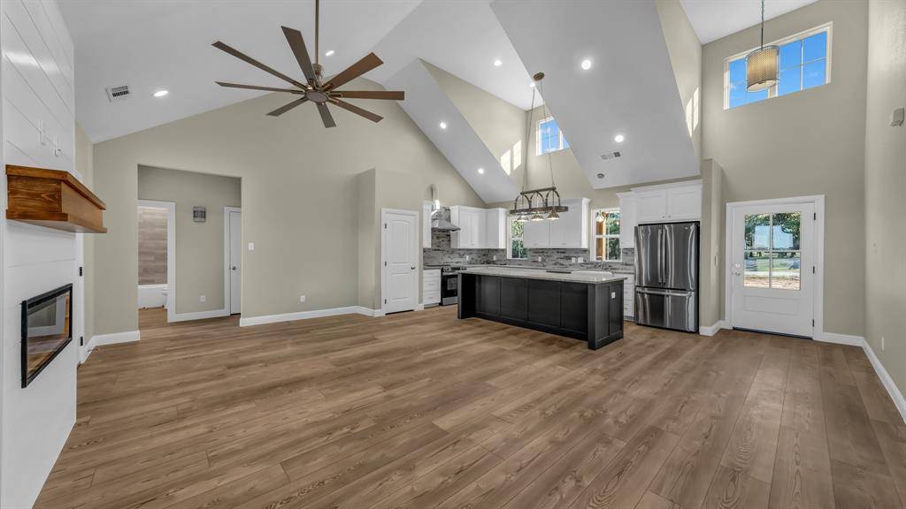 Poolville, TX 76487,Eleanor TBD Three Quater Loop