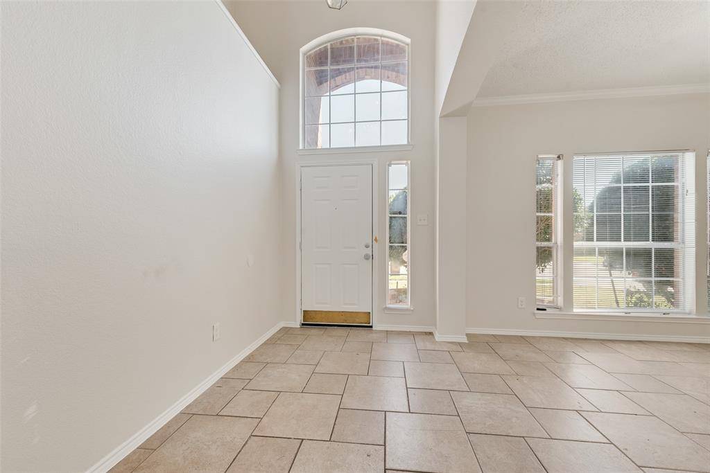 Arlington, TX 76018,5702 Streamside Drive