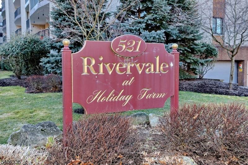 River Vale Twp., NJ 07675,521 Piermont Ave #403A