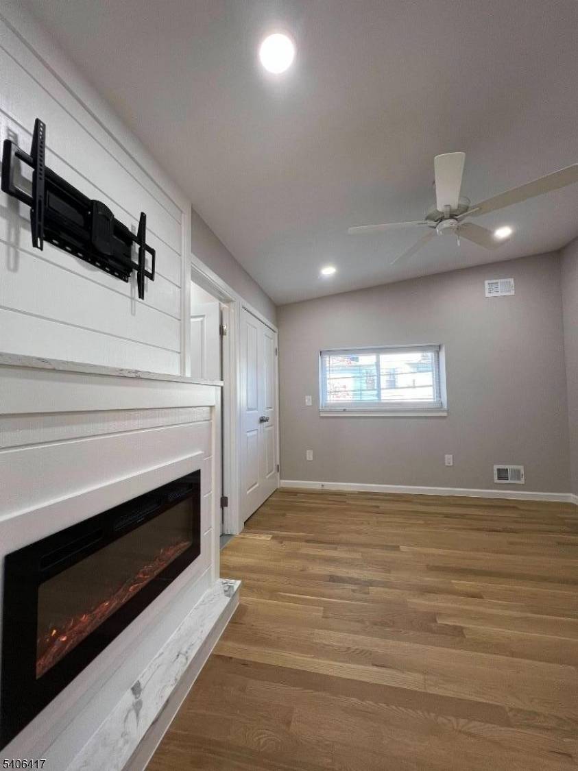 Carlstadt Boro, NJ 07072,590 Central Ave