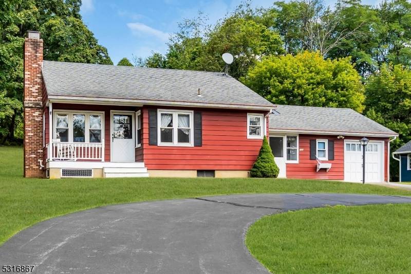 Clinton Twp., NJ 08801,128 Annandale High Bridge Rd