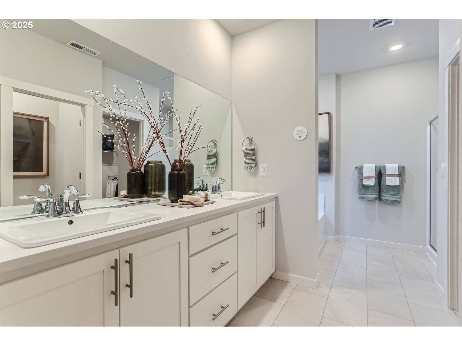 Albany, OR 97322,5693 SE Edward CT SE