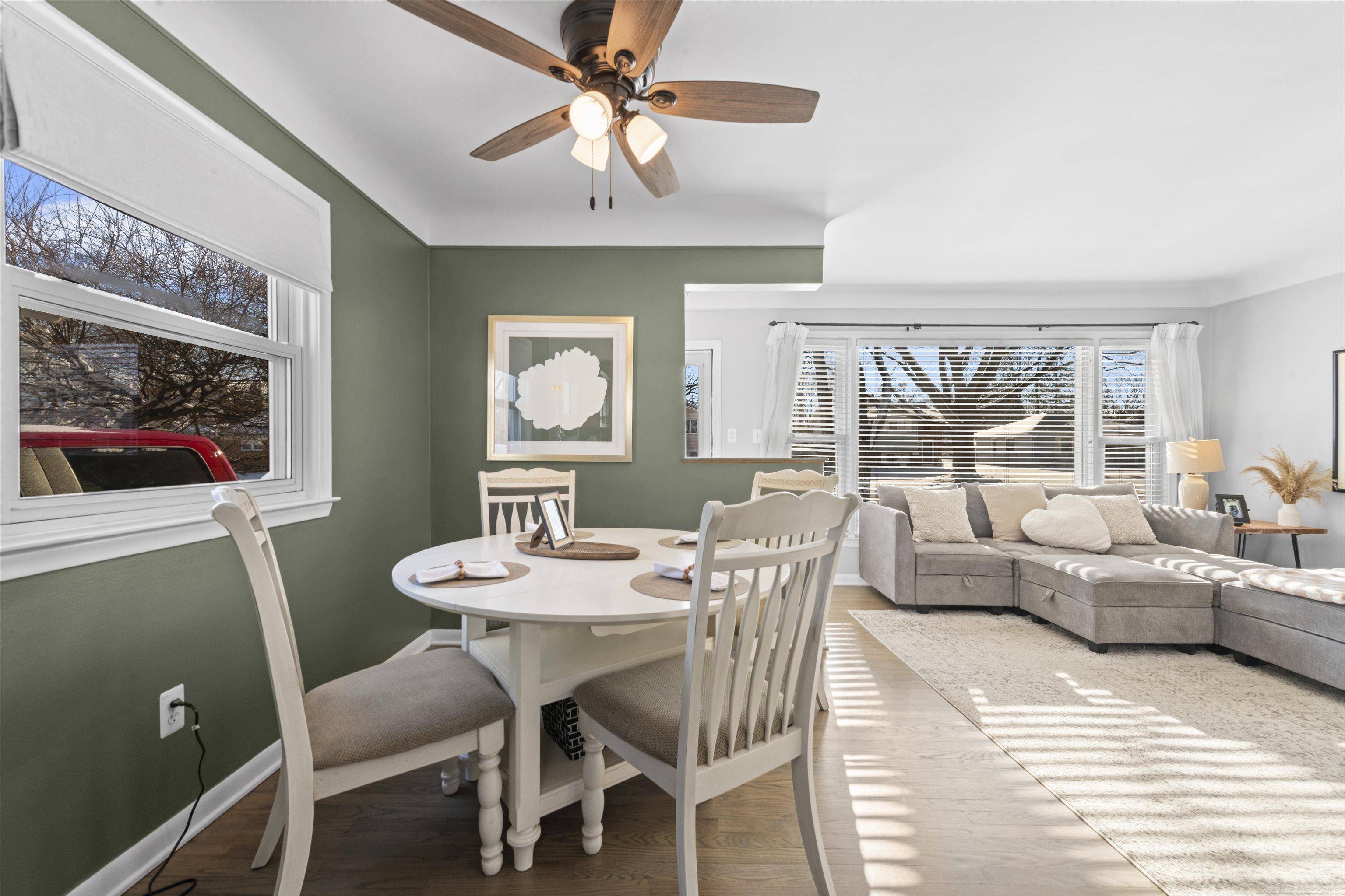 Royal Oak, MI 48073,915 Midland AVE