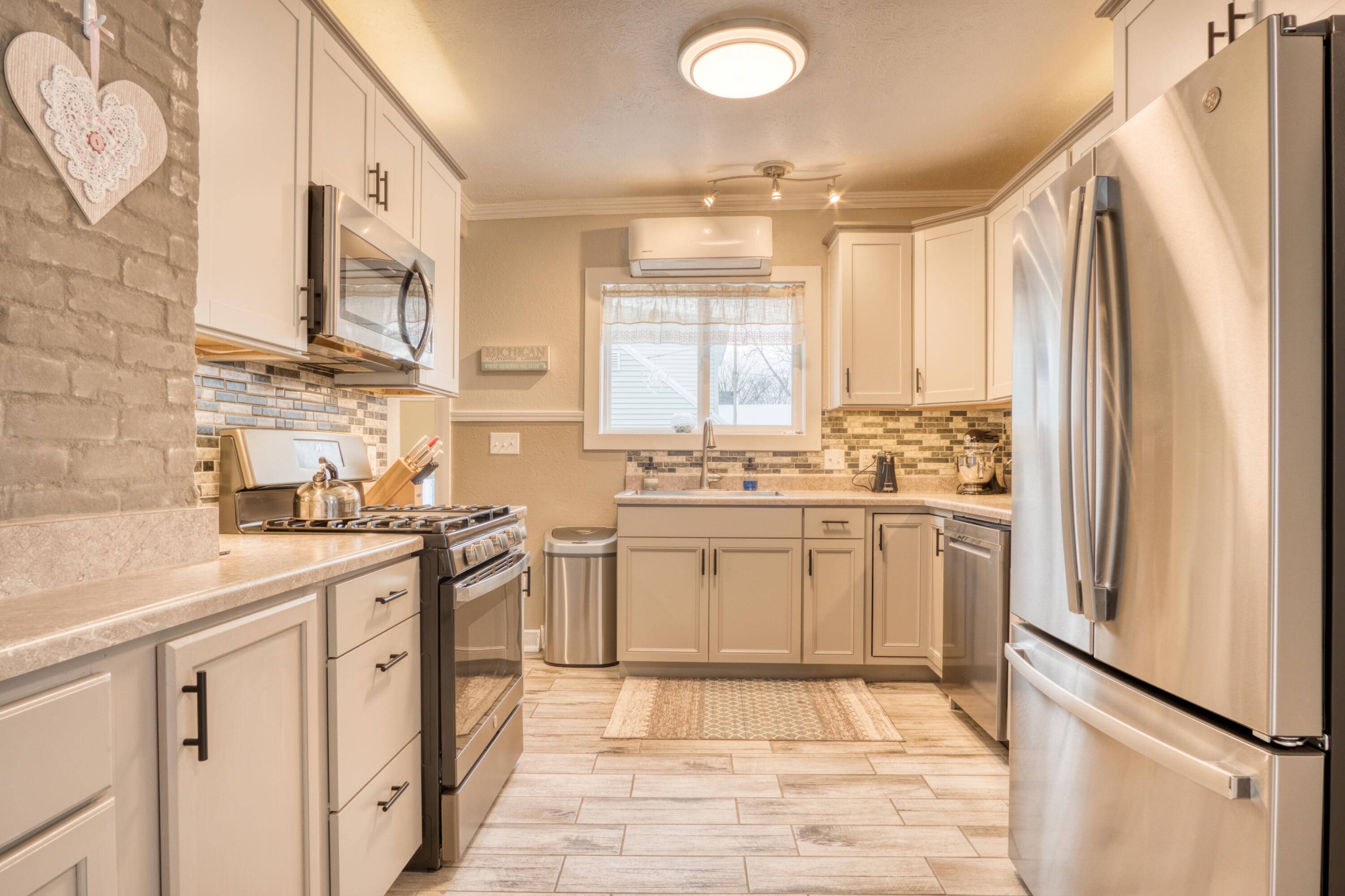 Ludington, MI 49431,509 E Filer ST