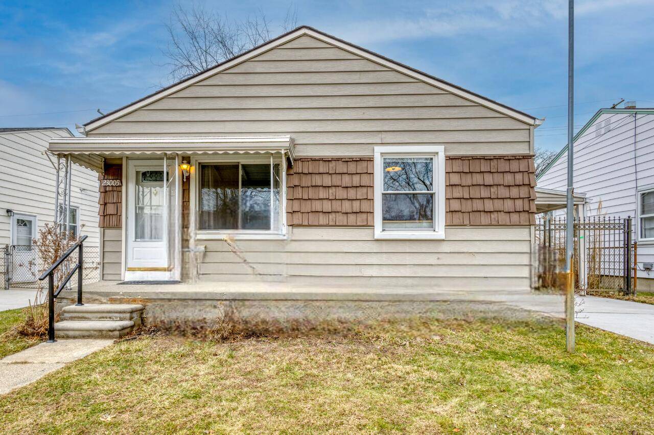 Saint Clair Shores, MI 48080,23005 California ST