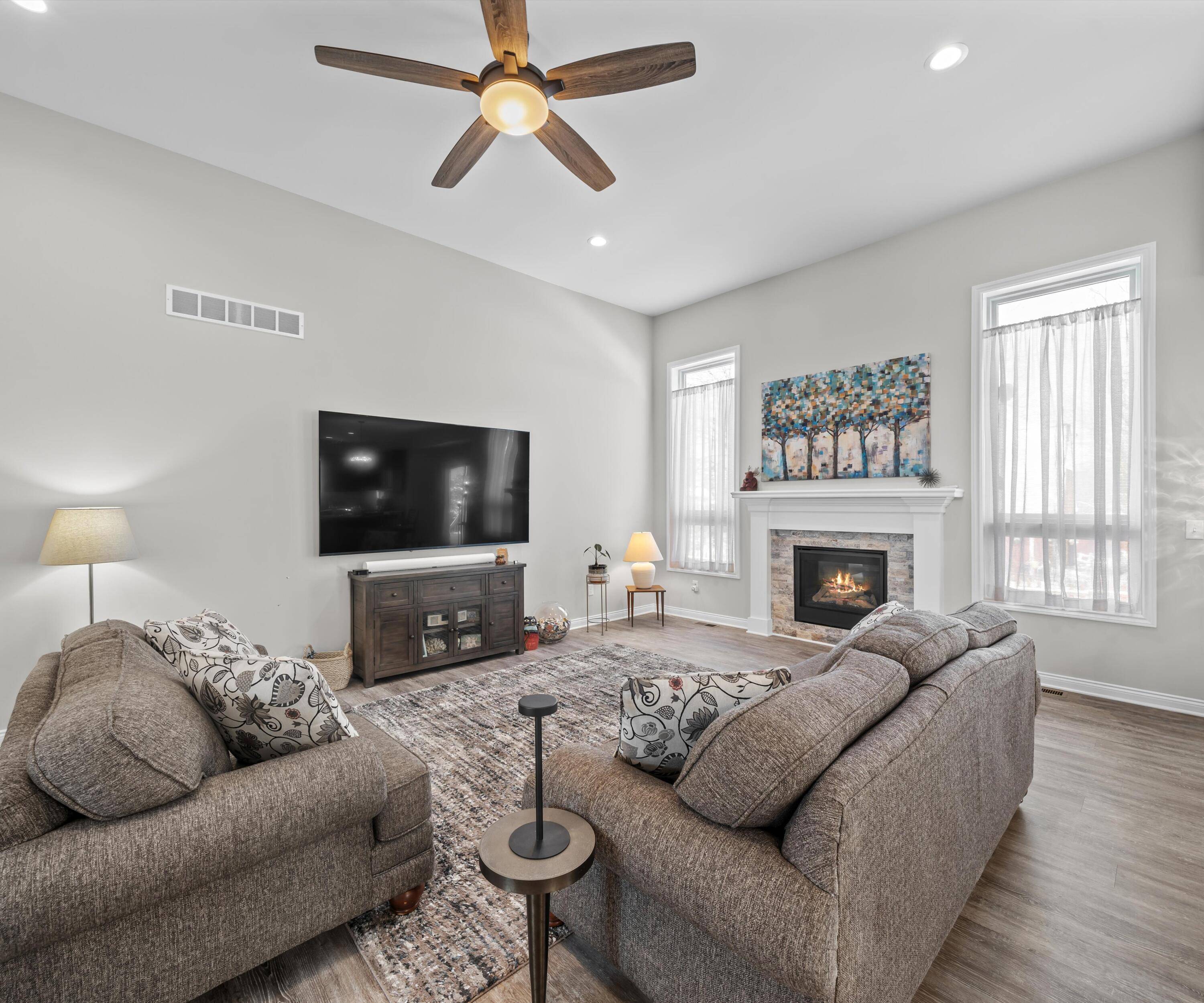 Newport, MI 48166,8459 Talon CT