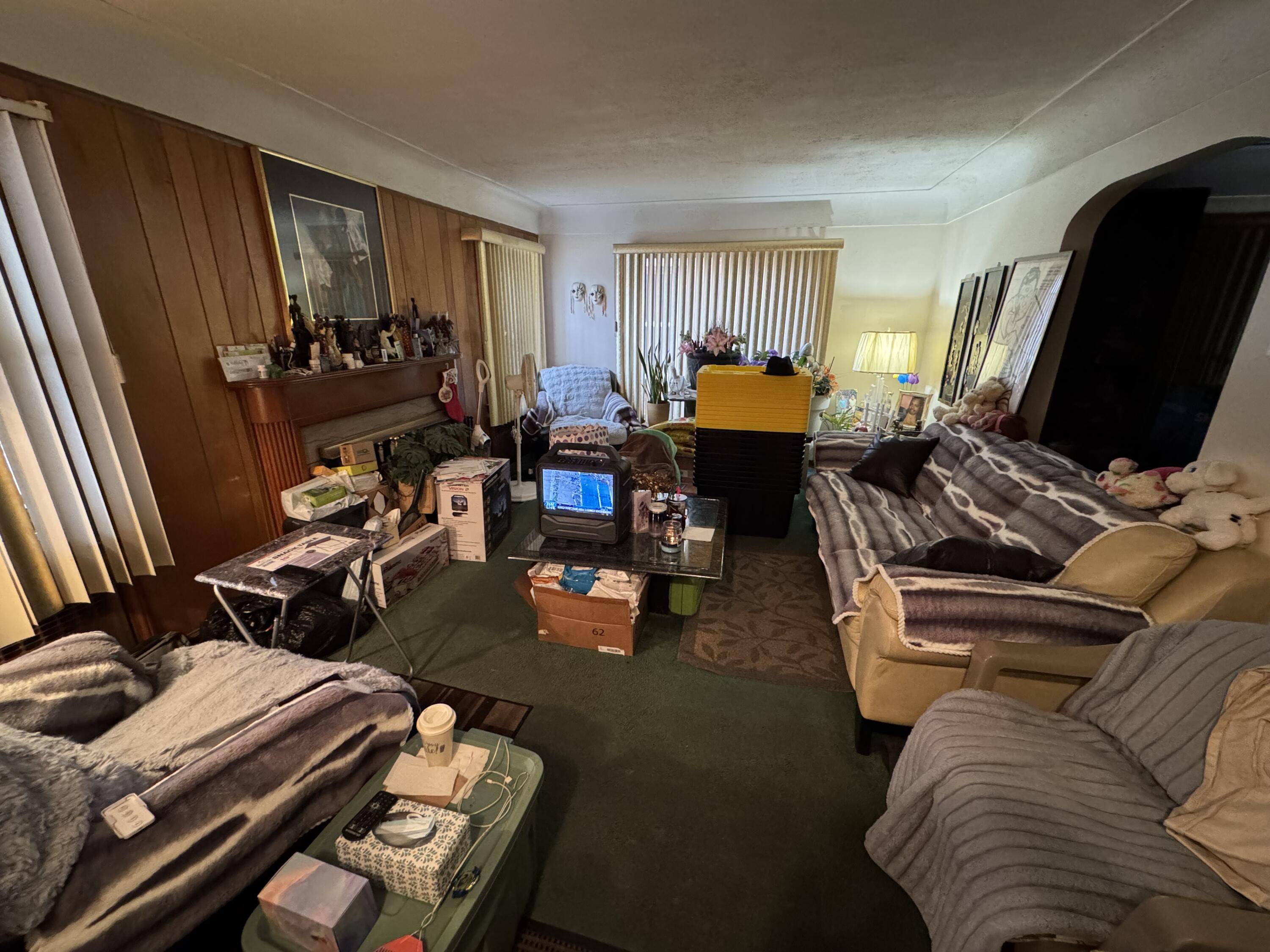 Detroit, MI 48224,9922 Yorkshire RD