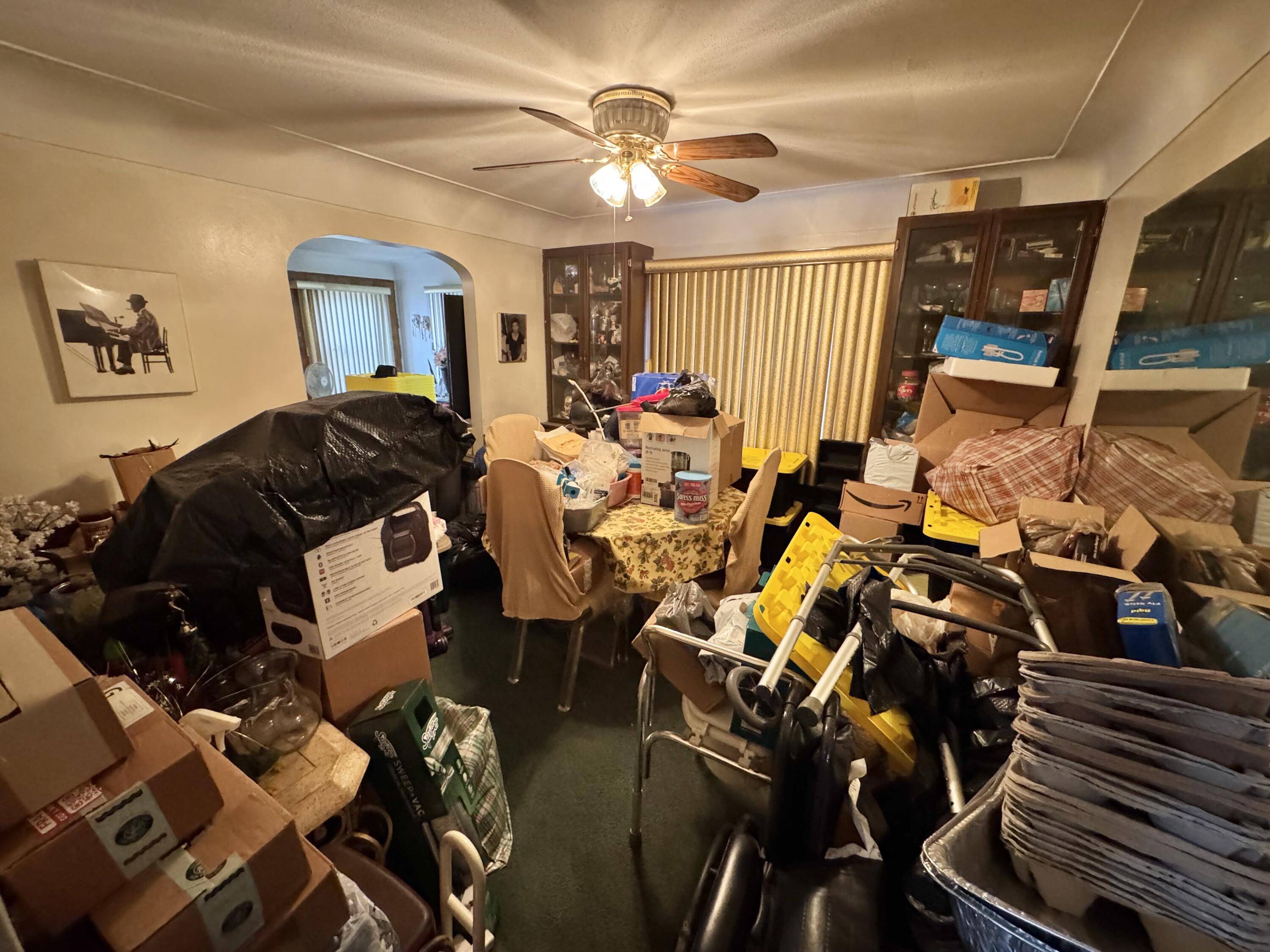 Detroit, MI 48224,9922 Yorkshire RD