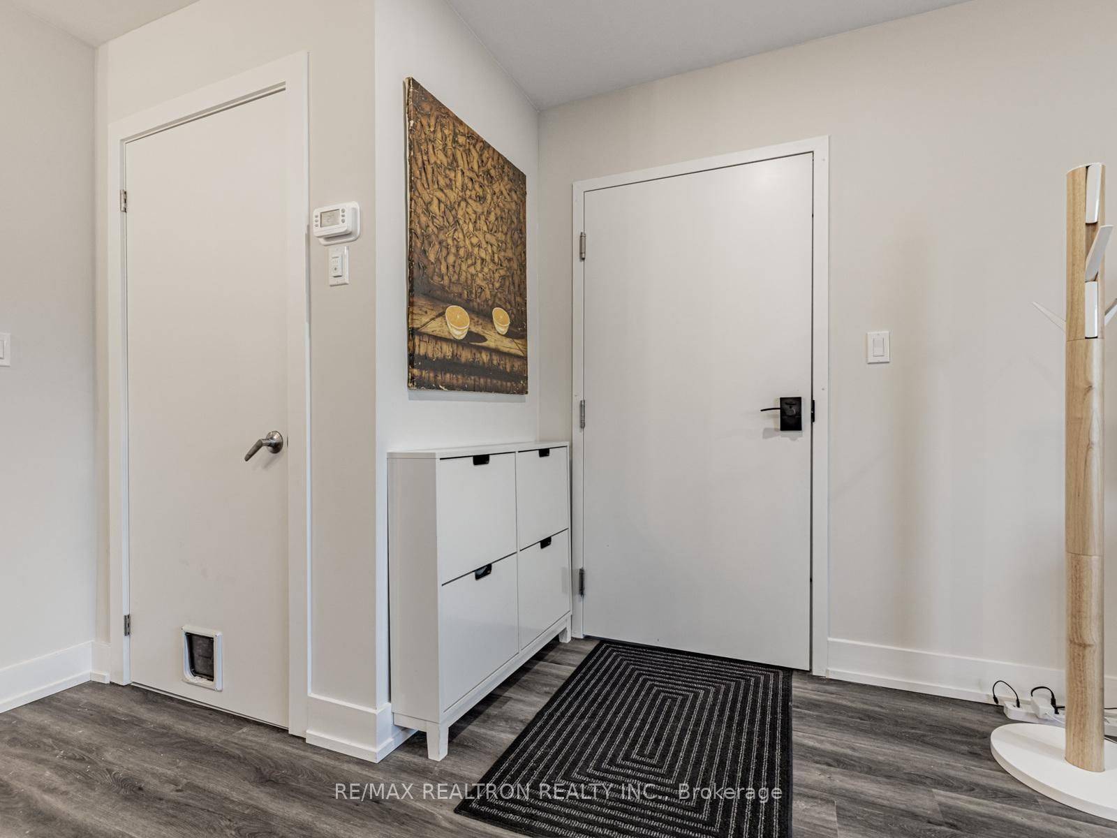 Toronto C07, ON M2R 1N7,560 Finch AVE W #Main