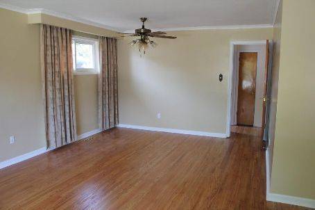 Toronto E09, ON M1K 5B4,73 Cicerella CRES #Main