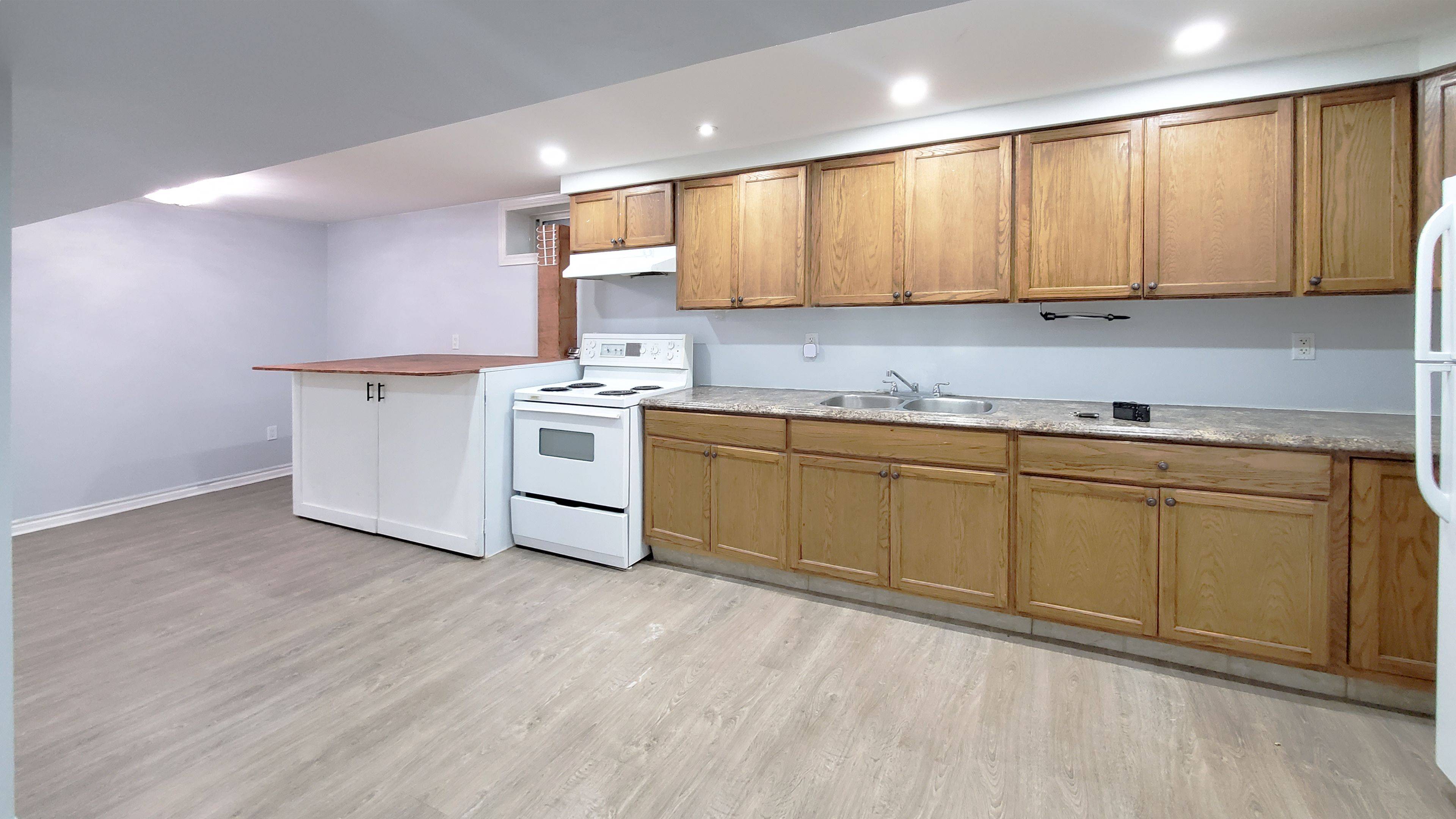 Oshawa, ON L1K 2R9,640 Ormond DR #BSMT