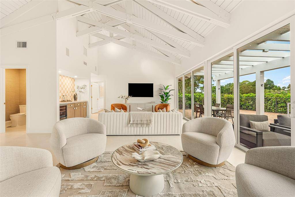 Delray Beach, FL 33445,4877 PINEVIEW CIRCLE