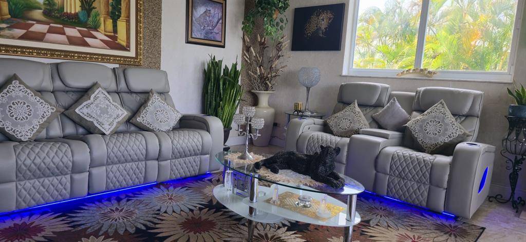 Miami, FL 33179,Address not disclosed