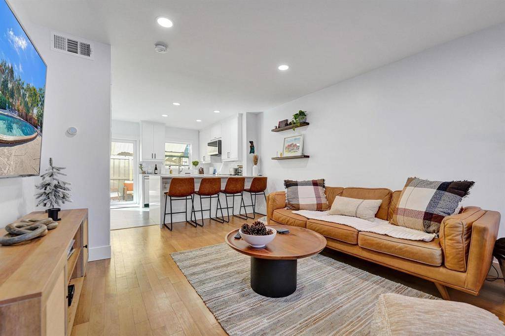 Wilton Manors, FL 33305,120 NE 20th Ct #5D