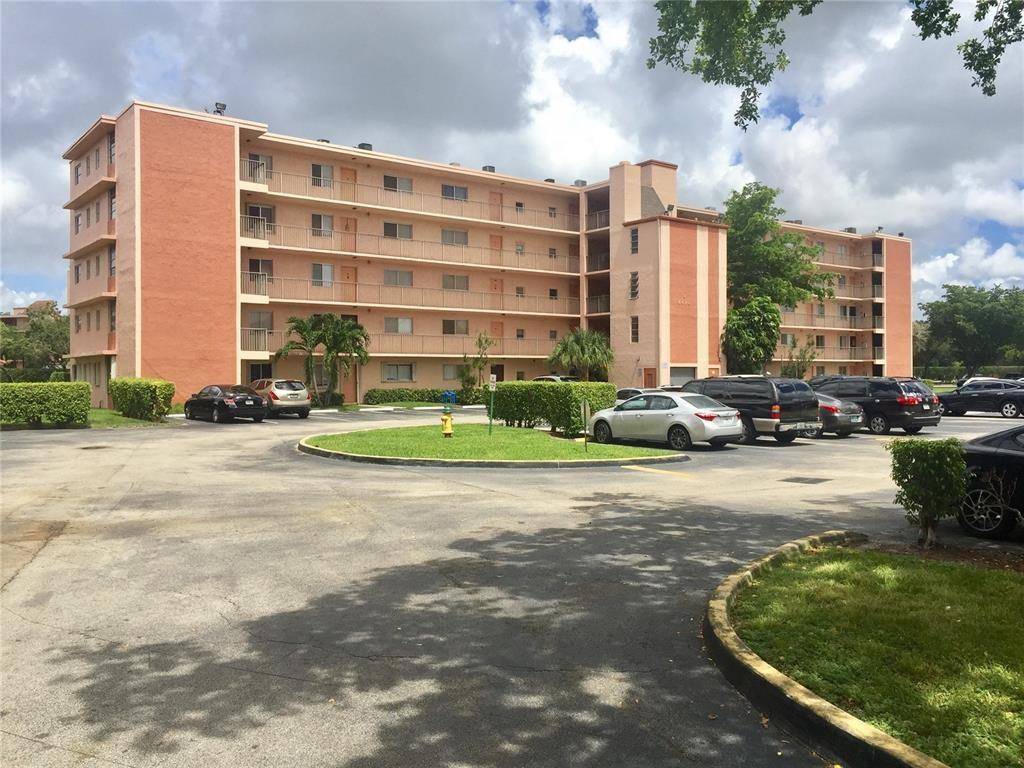 Miramar, FL 33025,8610 N Sherman Cir #204