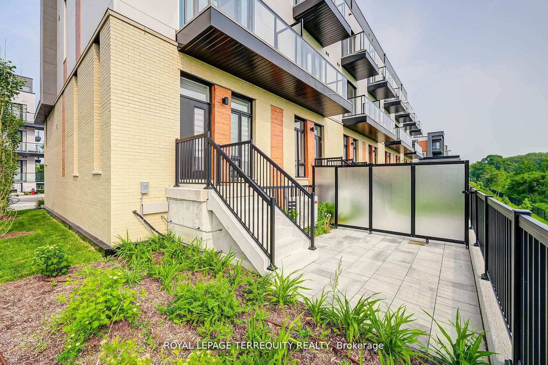 Richmond Hill, ON L4S 0N1,7 Steckley House LN #601