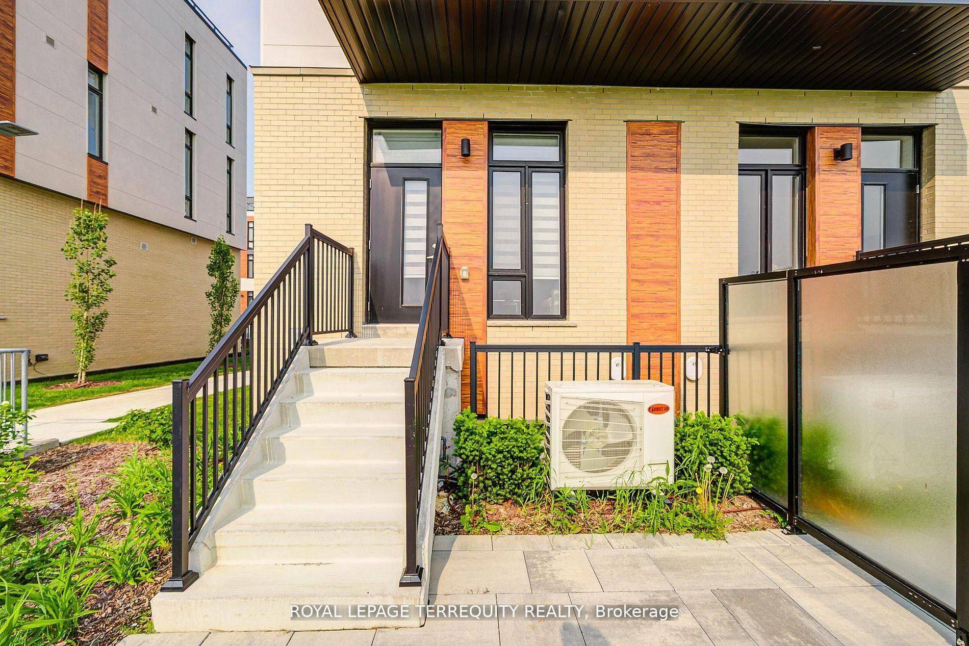 Richmond Hill, ON L4S 0N1,7 Steckley House LN #601