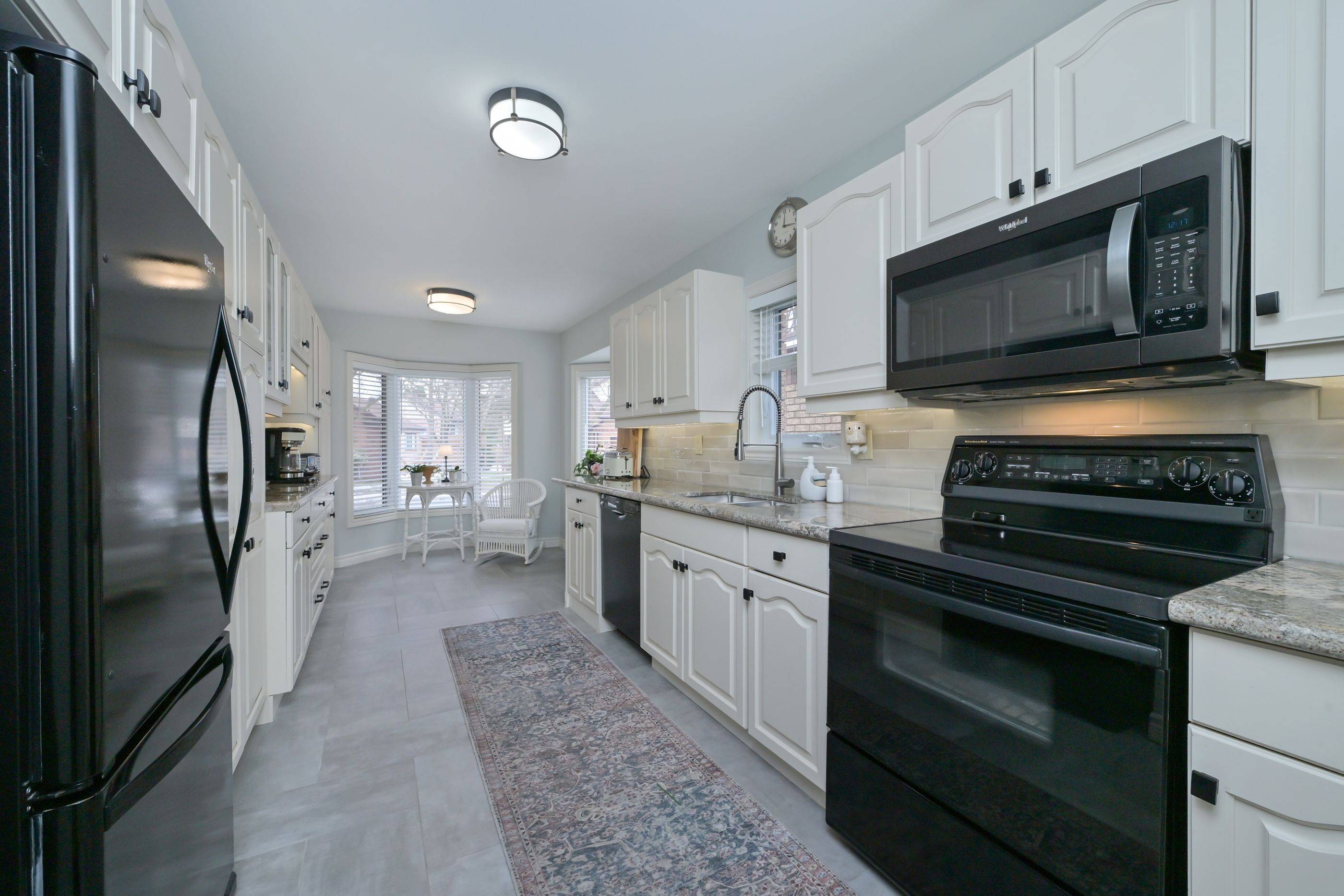 New Tecumseth, ON L9R 1Y2,196 Riverview RD