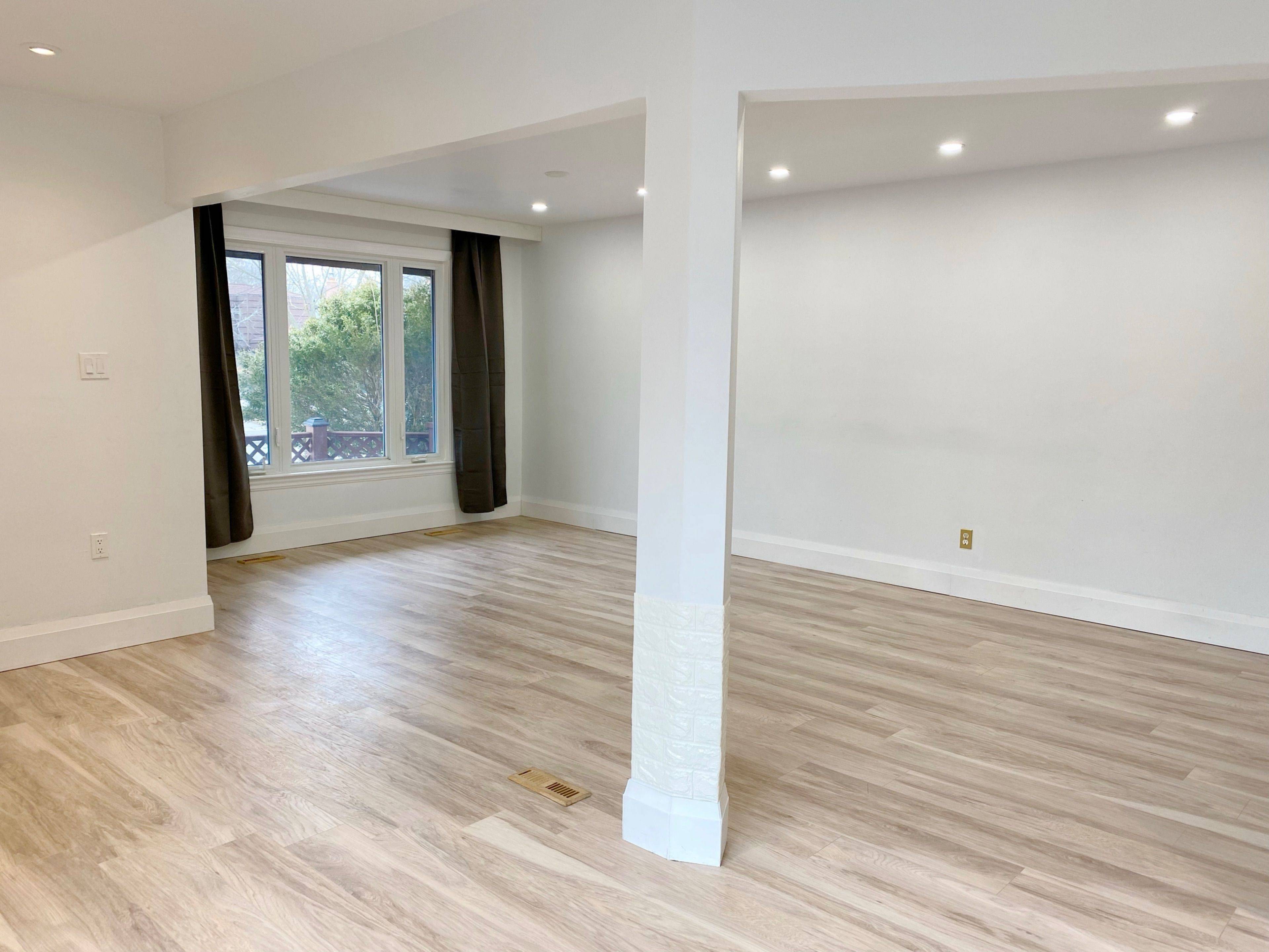 Richmond Hill, ON L4C 5C1,37 Springhead GDNS