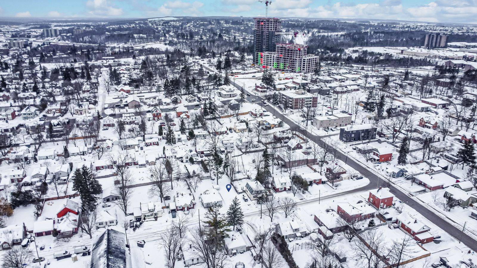 Barrie, ON L4M 2N4,Plan 13 Parts 1 & 2 East ST