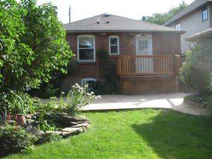 Mississauga, ON L5H 2R9,29 Maple AVE N