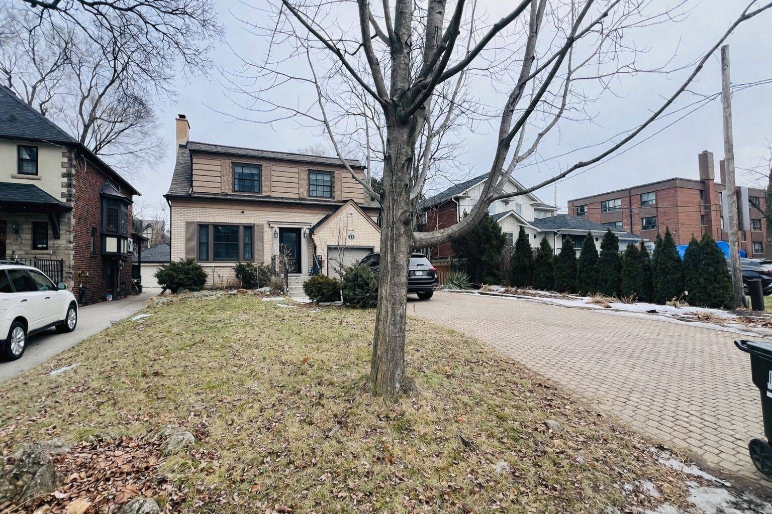 Toronto W08, ON M8X 2M9,11 Kings Lynn RD