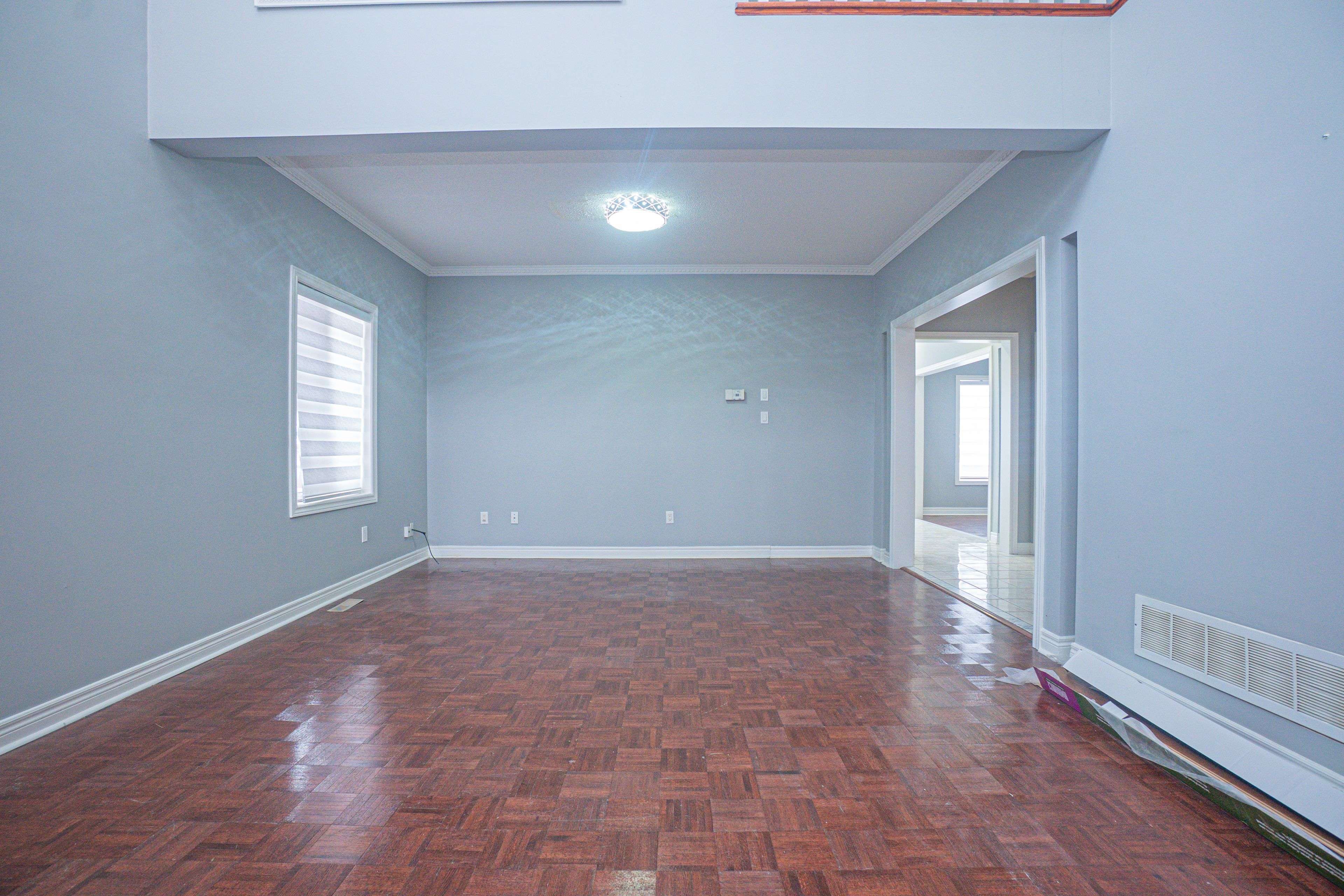 Brampton, ON L6X 4T3,9 Whitewash WAY E