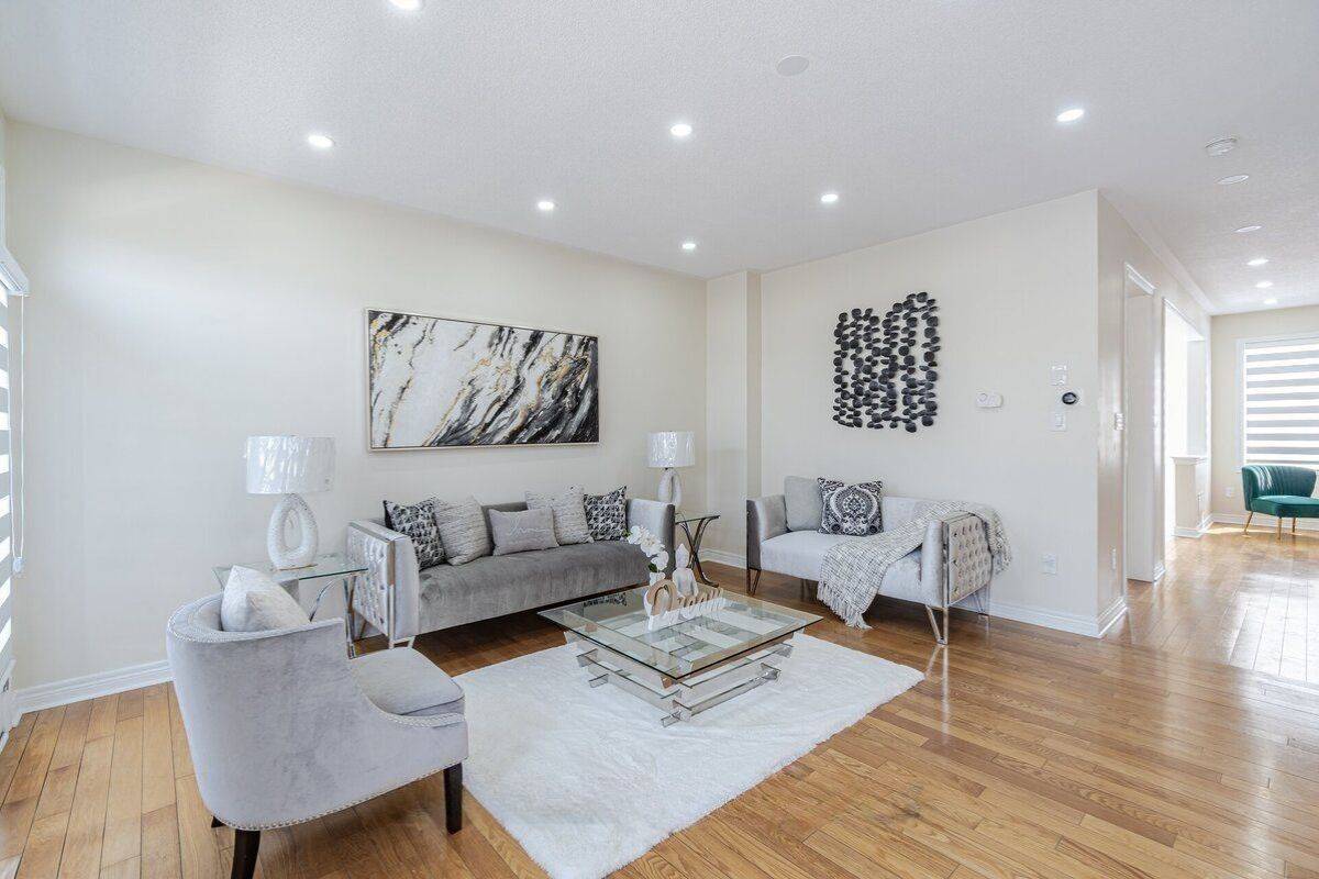 Brampton, ON L6R 0Y4,5 Appleaire Cres N/A