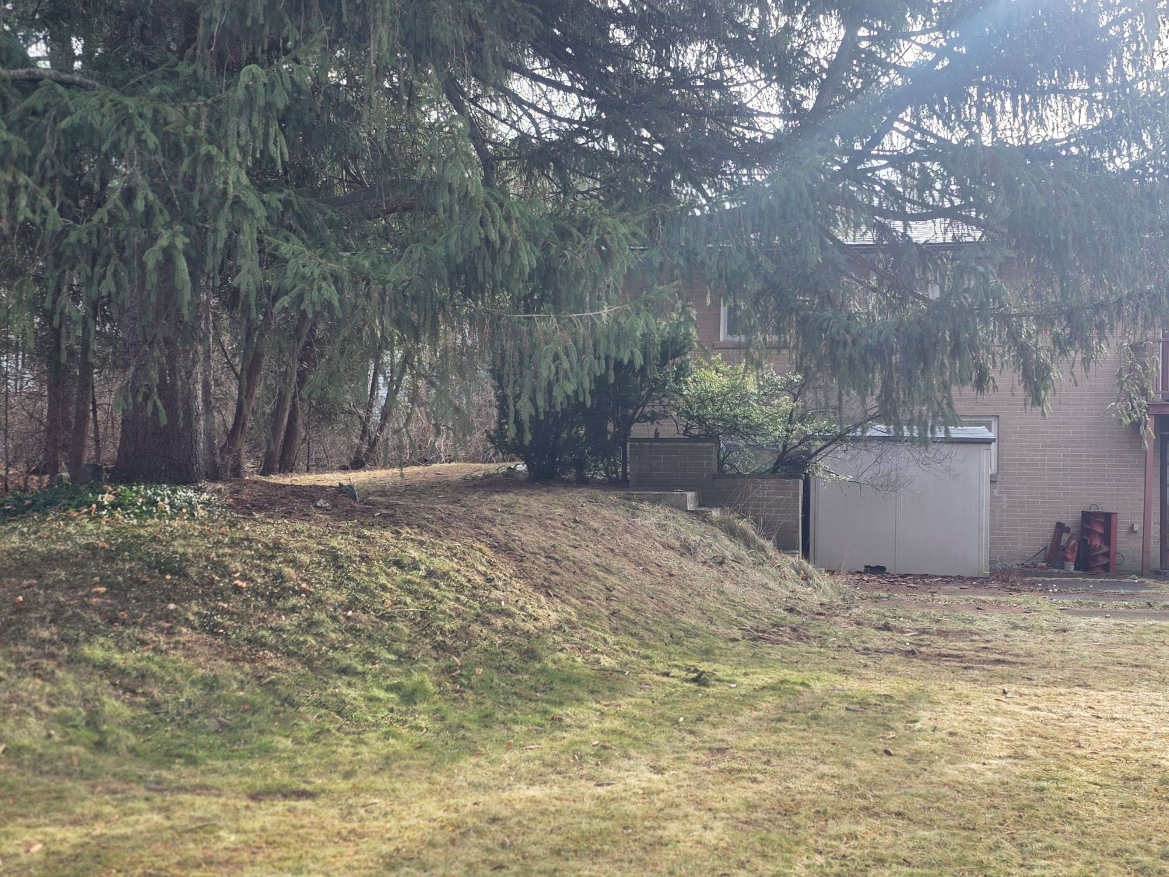 Mississauga, ON L5H 2N4,541 Vanessa DR