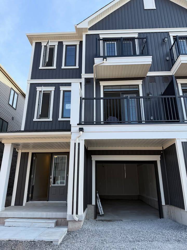 Welland, ON L3B 0P1,66 Pogie DR