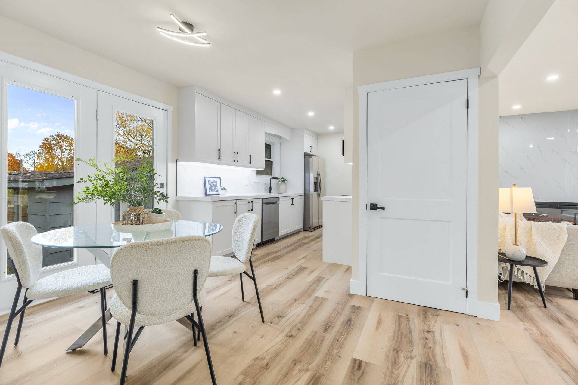 London South, ON N6J 1Y2,239 Commissioners RD W