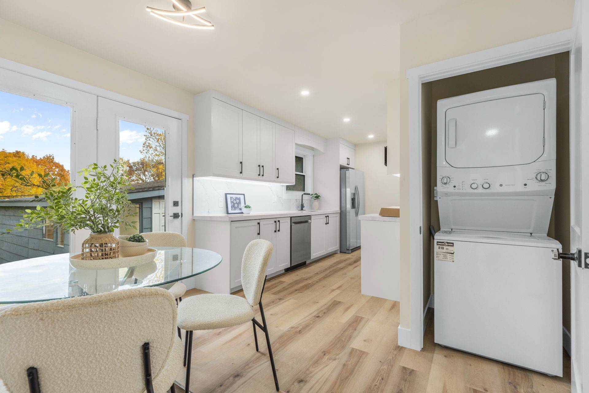 London South, ON N6J 1Y2,239 Commissioners RD W