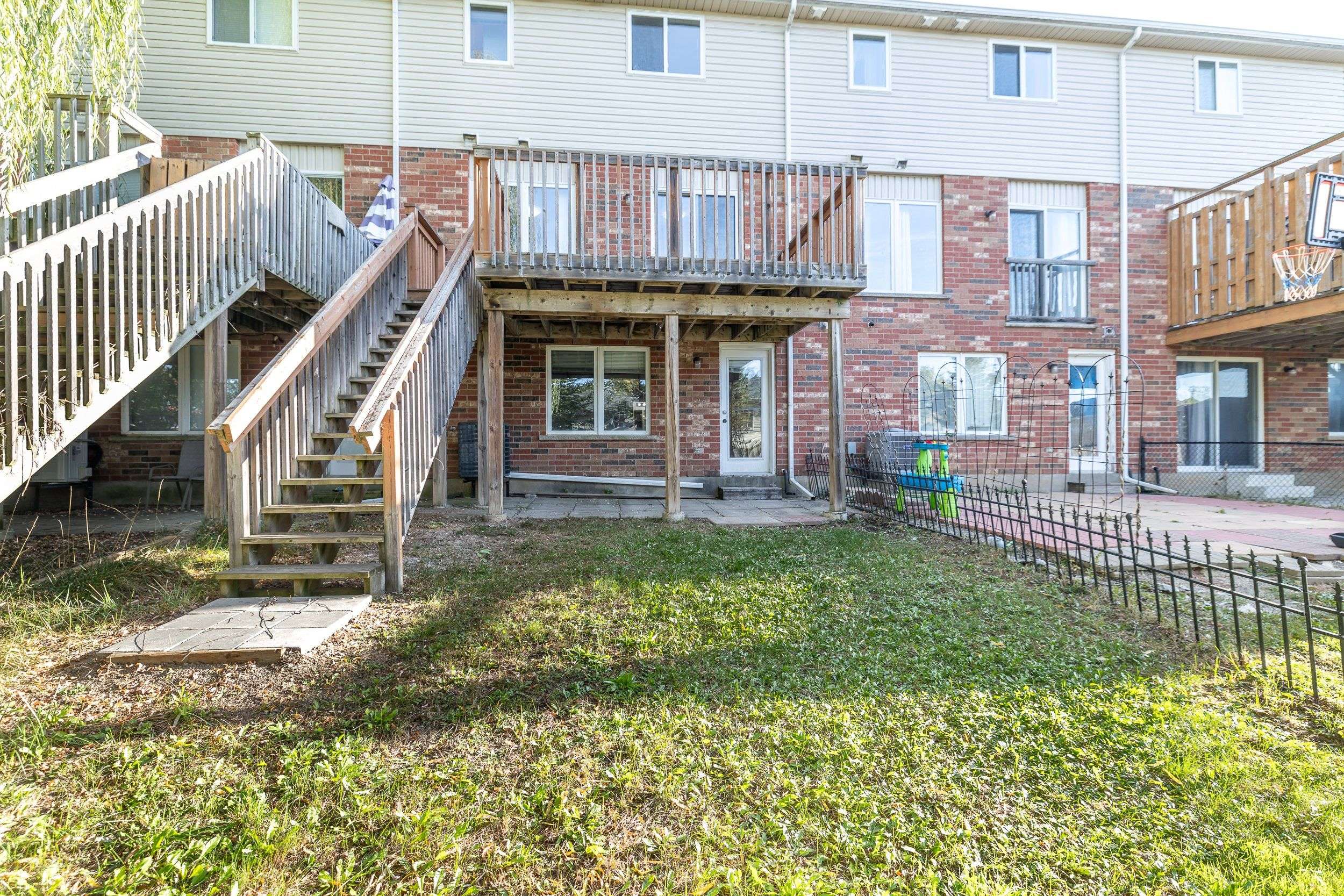 Guelph, ON N1L 0A2,42 HASLER CRES
