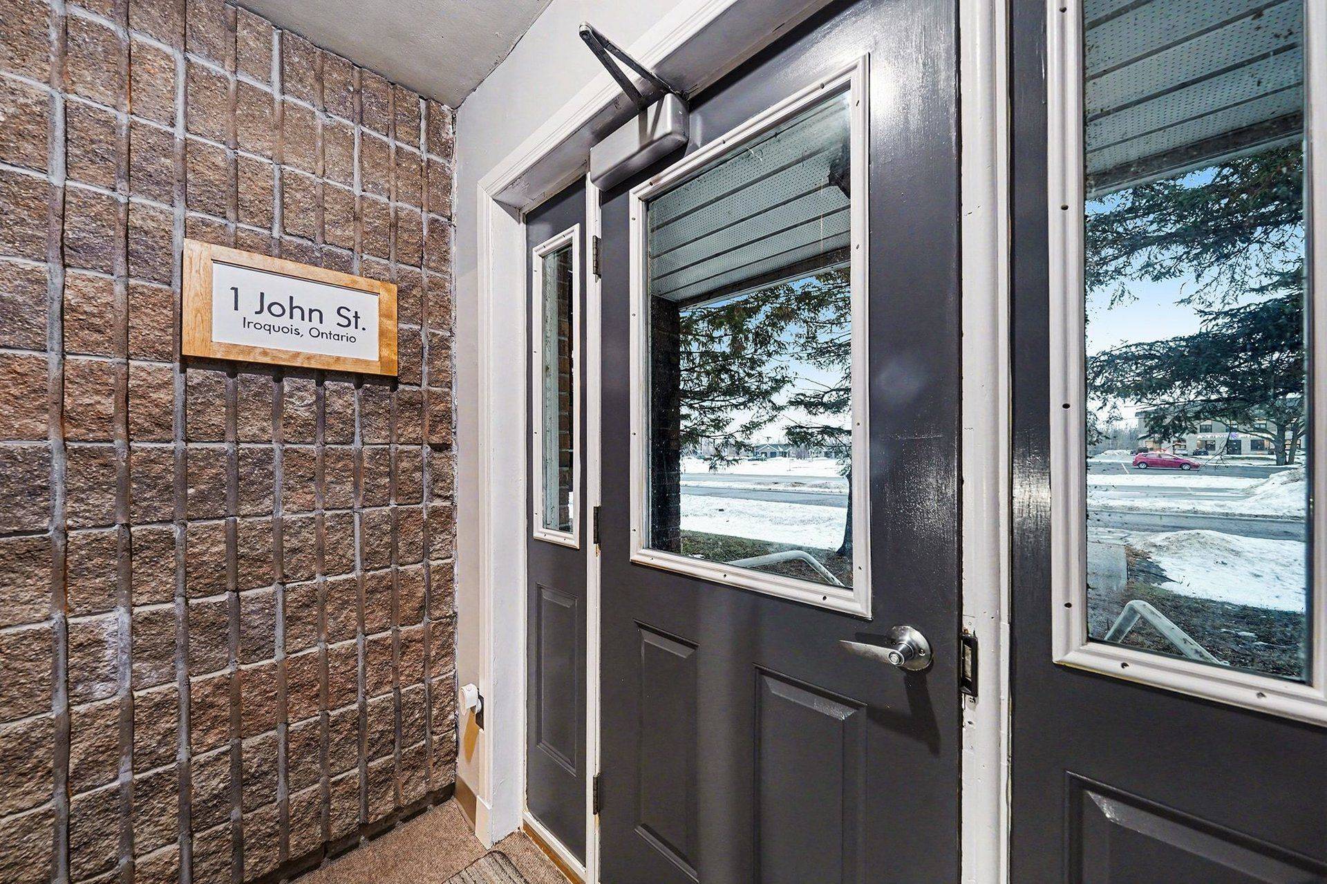 South Dundas, ON K0E 1K0,1 John ST