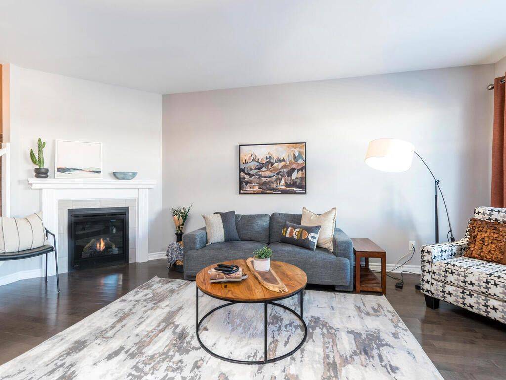 Orleans - Cumberland And Area, ON K4A 3N6,634 Cartographe ST