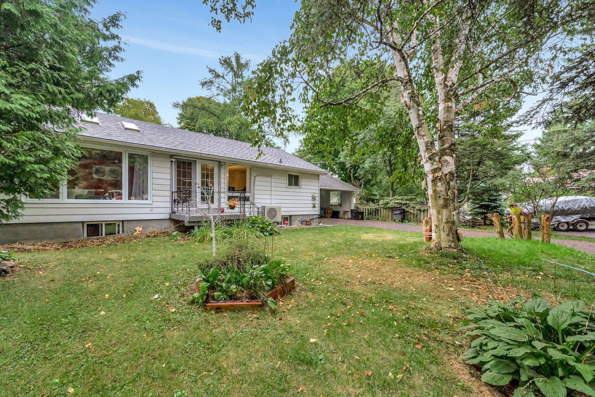 Brighton, ON K0K 1H0,155 Prince Edward ST