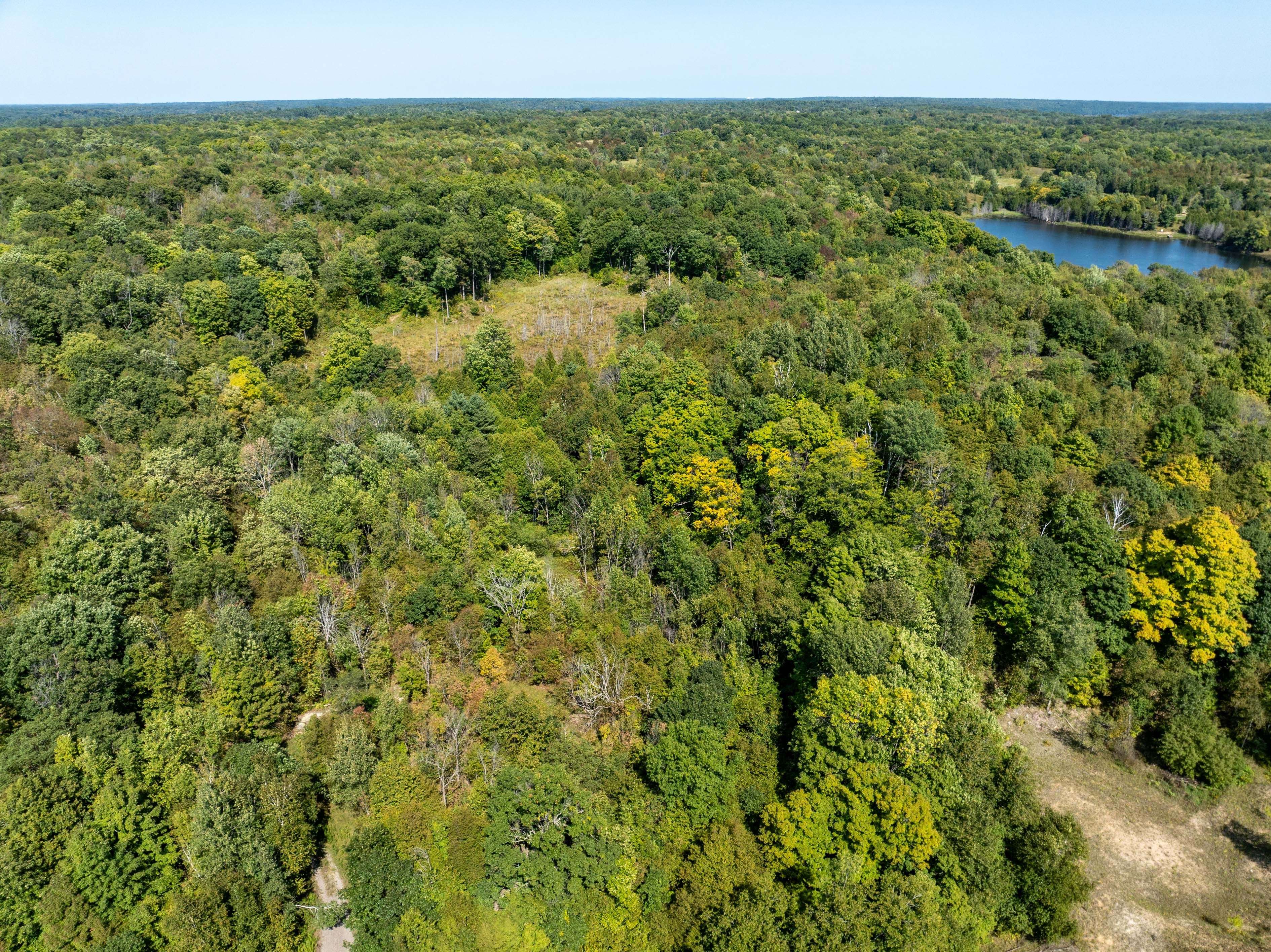 Tay Valley, ON K0G 1X0,406 Crozier RD