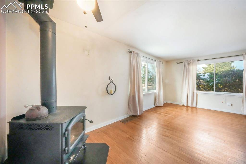 Colorado Springs, CO 80909,1915 E Jackson ST