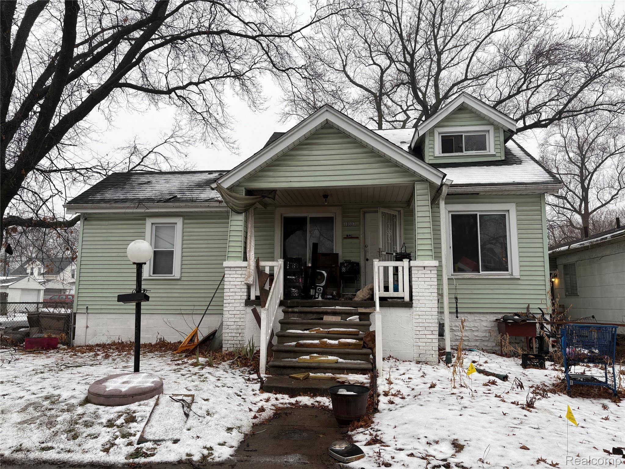 Detroit, MI 48234,19307 Fleming ST